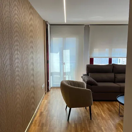 Daire Friendly Con Vistas Al Naranco Oviedo