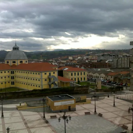 Friendly Con Vistas Al Naranco Lägenhet