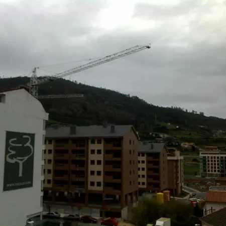 Lägenhet Friendly Con Vistas Al Naranco Oviedo